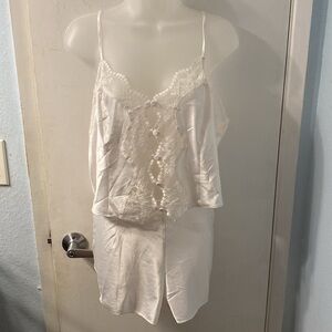 Victoria’s Secret White Lace Pajama Lingerie Set Size XL
